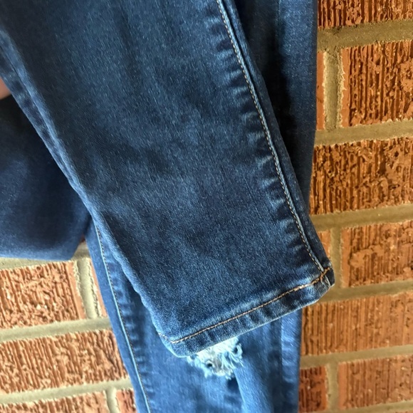 American Eagle “Jegging” Dark Wash High Waisted Skinny Jean Size 8 - Picture 5 of 7